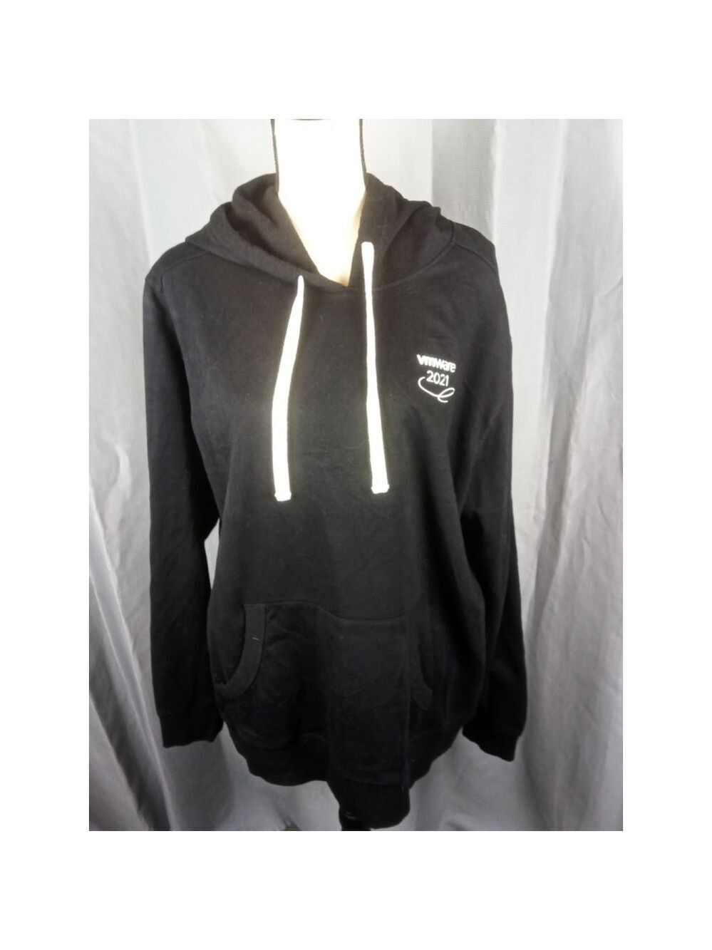 Black & White VMWARE Logo Hoodie, size XL